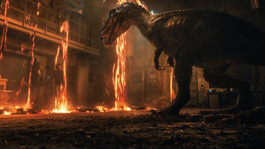 《侏罗纪世界2》“超级碗”预告 神秘恐龙开启致
